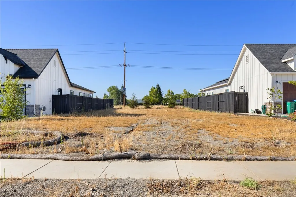 2 Harkness, Chico, CA 95973 - Main photo, Chico, CA