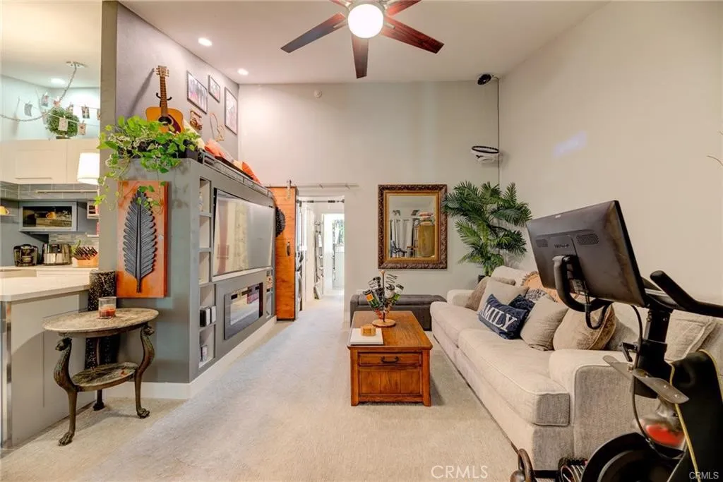 824 Camino Real Unit 204, Redondo Beach, CA 90277 - Photo 3 of 40, Redondo Beach, CA