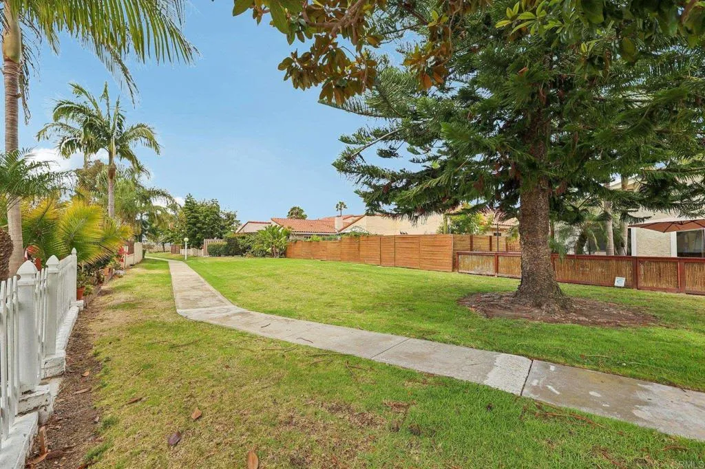 https://cdn.realtyfeed.com/cdn/127/306752980/ec6ff17d48ac782b6c05946057df6d0d.webp
