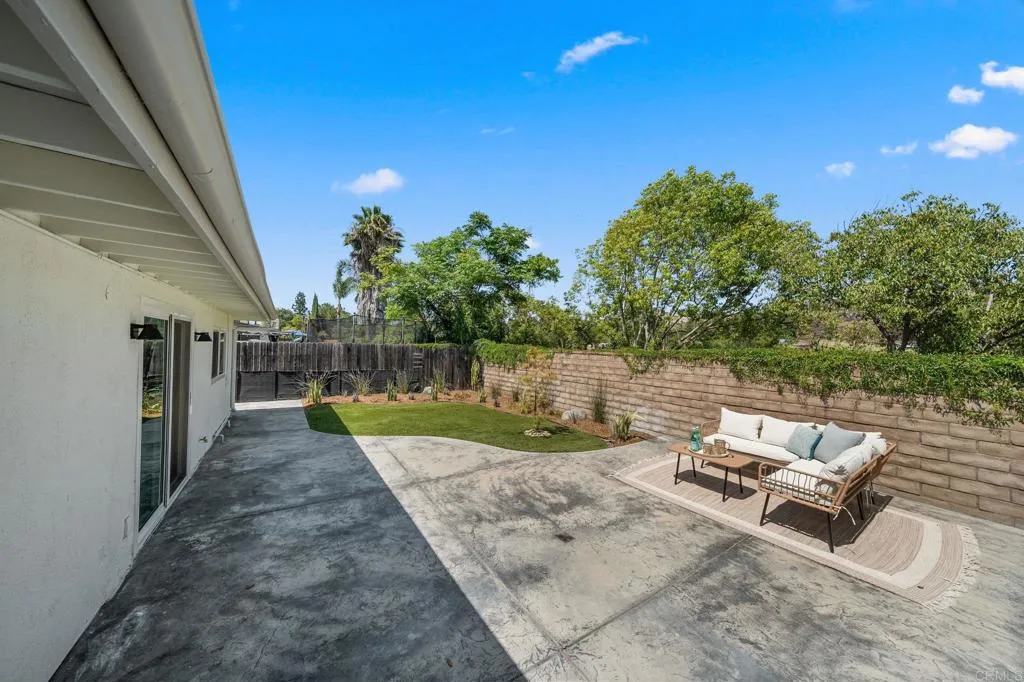 https://cdn.realtyfeed.com/cdn/127/306752985/1c9bd73a0e29c360365a6aef7c1bd8d8.webp