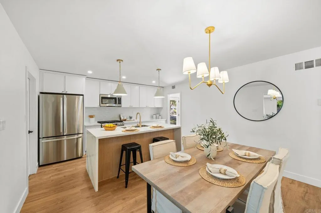https://cdn.realtyfeed.com/cdn/127/306752985/a51d9fbe064d091dada6a154f8e2ac7a.webp