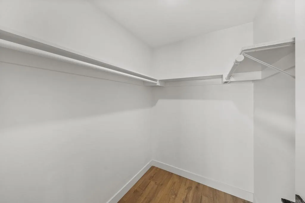 https://cdn.realtyfeed.com/cdn/127/306752985/c1bceb2fd2a90851b6c0a1962077dcd8.webp