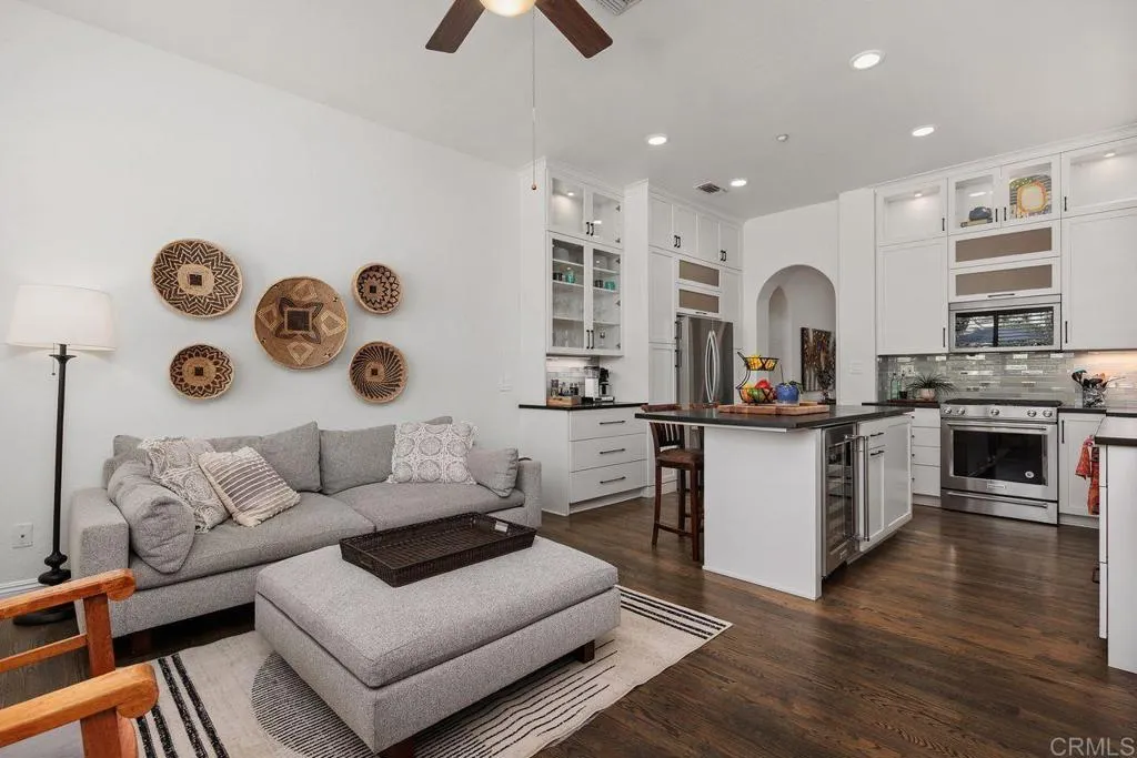 https://cdn.realtyfeed.com/cdn/127/306752987/2e49b20033d56d064626ade6e87822f0.webp