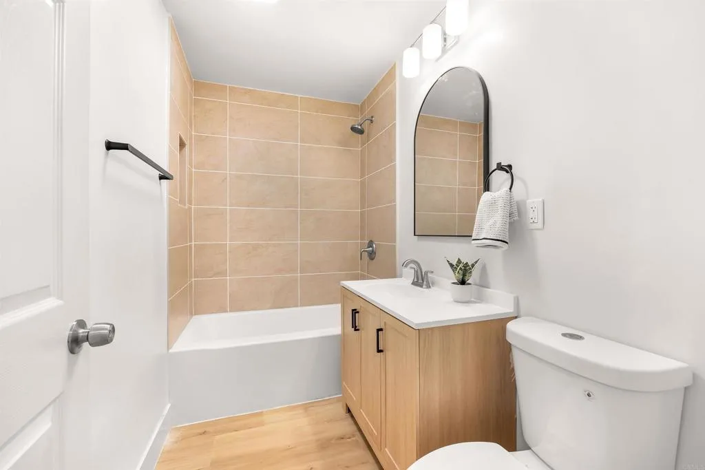 https://cdn.realtyfeed.com/cdn/127/306752994/3b6e37f9bfd66f92ebb3bb97e3195cd0.webp