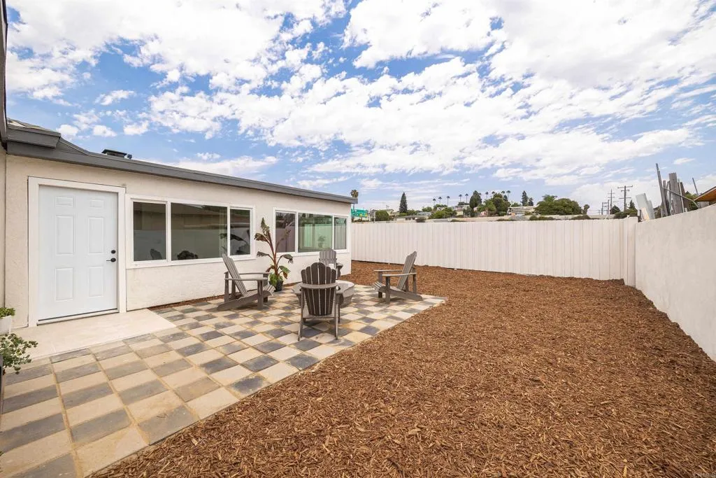 https://cdn.realtyfeed.com/cdn/127/306752994/6138950d37d43e9496c30e1b7c1fbd5d.webp