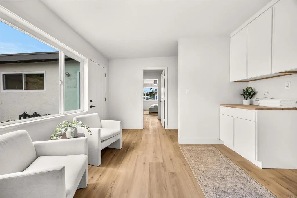 https://cdn.realtyfeed.com/cdn/127/306752994/fd1dff381ad8d2f400aba7488268f650.webp