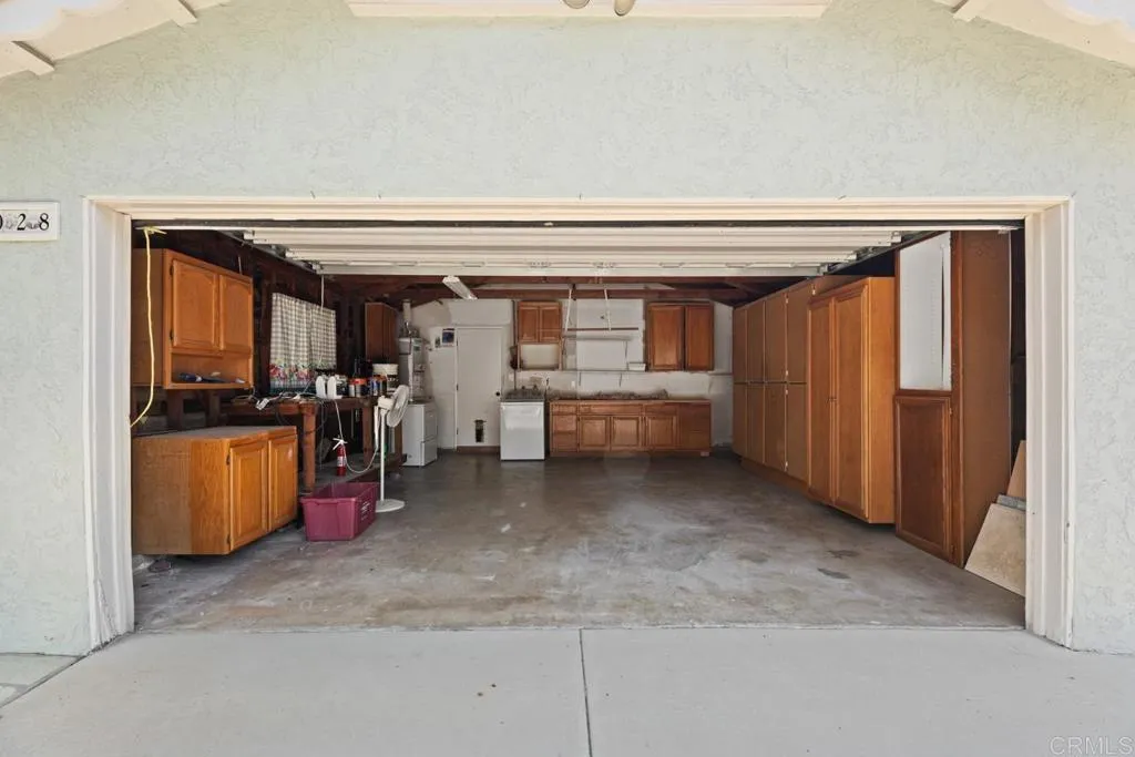 https://cdn.realtyfeed.com/cdn/127/306753045/106f63457feec9b27904dc0564b64bb6.webp