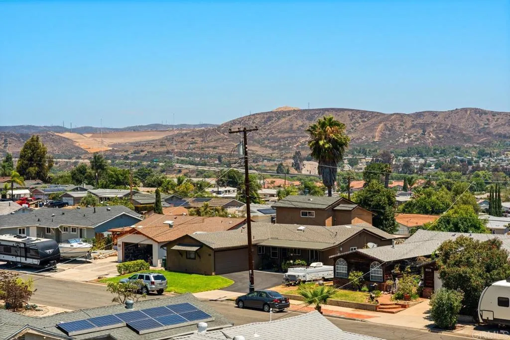 https://cdn.realtyfeed.com/cdn/127/306753045/34d4ef069e1447c6bae4144484b3a116.webp