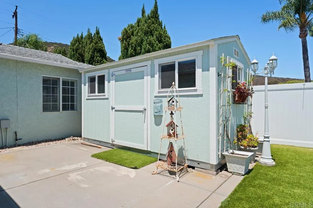 https://cdn.realtyfeed.com/cdn/127/306753045/5d88b59fea72f2e7cf0b034340be1c17.webp