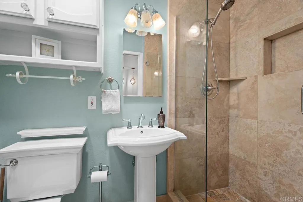 https://cdn.realtyfeed.com/cdn/127/306753045/82a521196b3d4ccd5cedc8acafa754b3.webp
