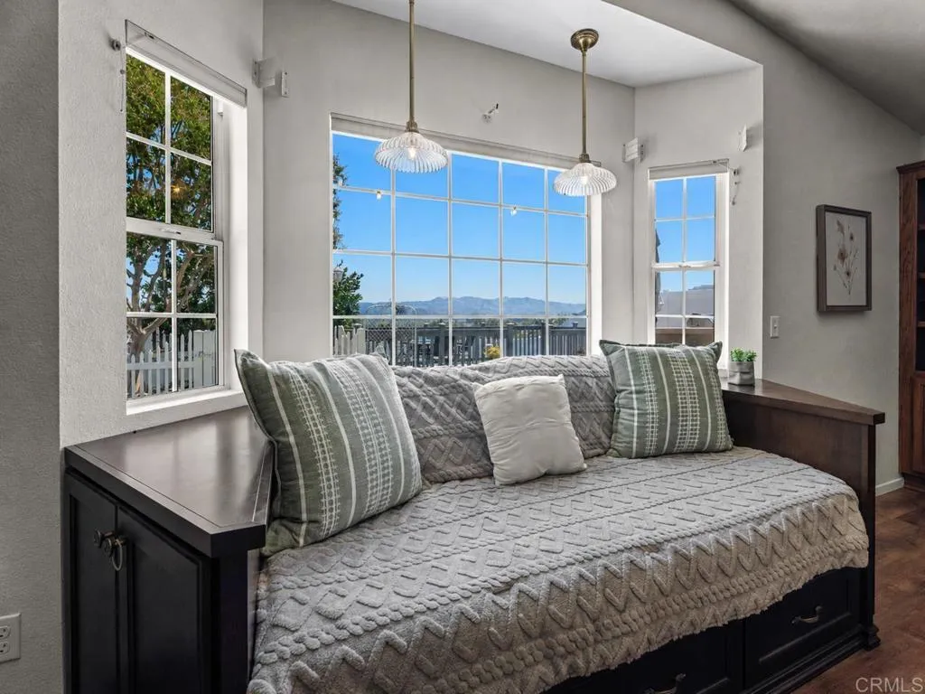 https://cdn.realtyfeed.com/cdn/127/306753045/f70f3ef40723167b42a099d0d84886ec.webp