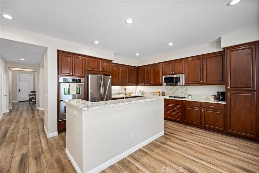 28264 Spring Creek Way, Menifee, CA 92585 - Photo 5 of 35, Menifee, CA