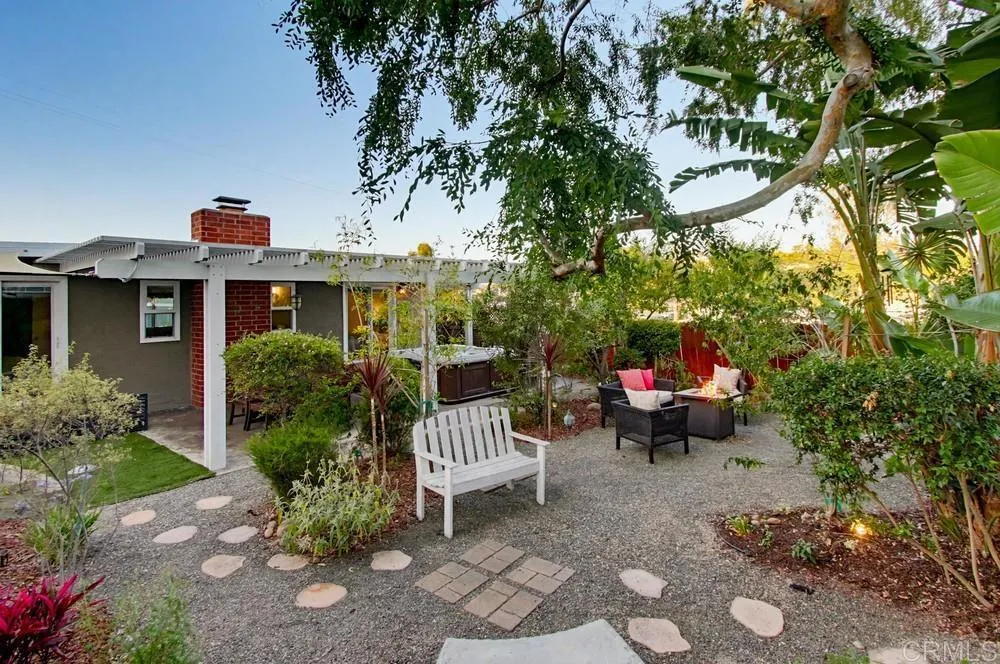https://cdn.realtyfeed.com/cdn/127/306753049/4603d0a3a59100ce098726f42d2197a5.webp