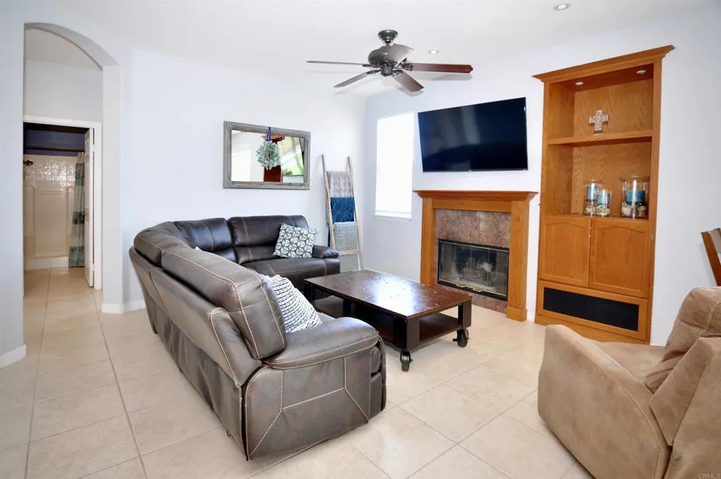 https://cdn.realtyfeed.com/cdn/127/306753078/2d4167d764d2f800302c59e10395810e.webp