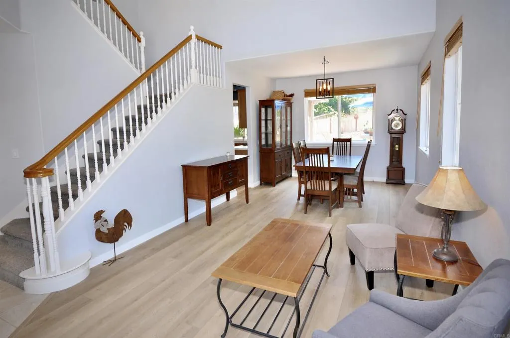 https://cdn.realtyfeed.com/cdn/127/306753078/6293aec11ce30e2829107877426013fa.webp