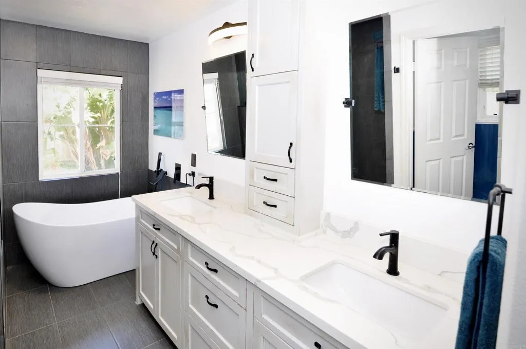 https://cdn.realtyfeed.com/cdn/127/306753078/e2bb73d3e0cc7af2c639031fccc846d9.webp