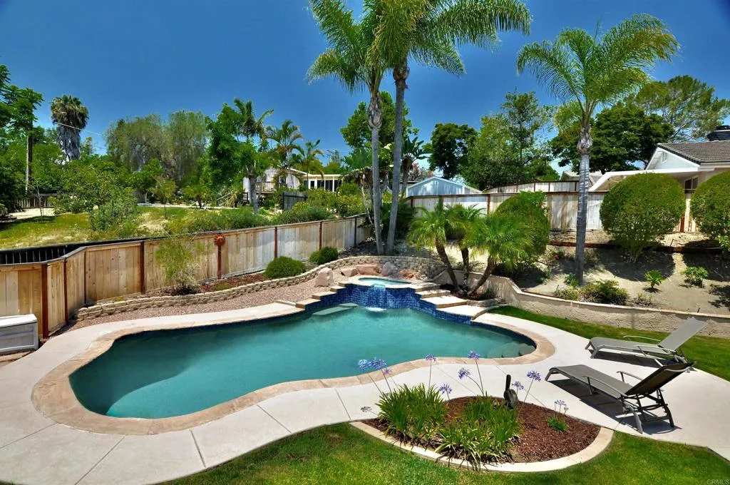 https://cdn.realtyfeed.com/cdn/127/306753078/e2e2ed06cdf757e88d7ac609b945aa24.webp