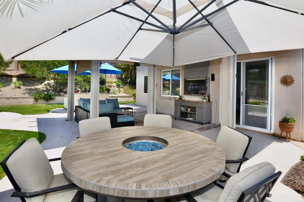 https://cdn.realtyfeed.com/cdn/127/306753078/e737736a2eead1676be65bd7fe123b7b.webp