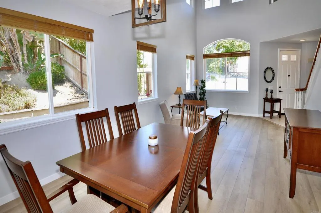https://cdn.realtyfeed.com/cdn/127/306753078/f53c218c7e207de0ebc54861ae2f1b9e.webp