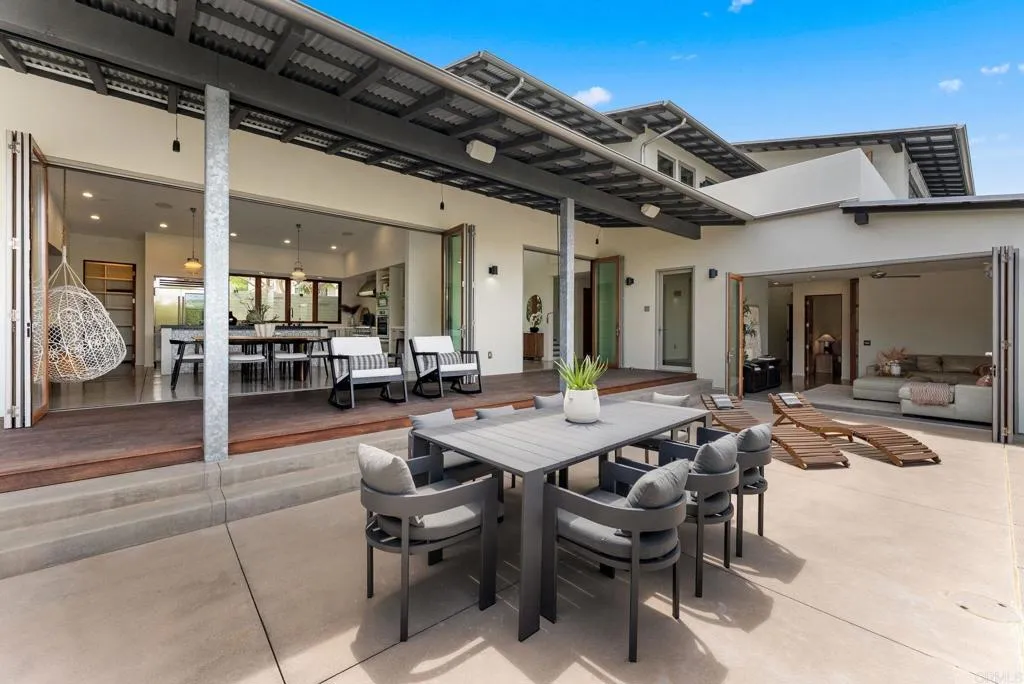 https://cdn.realtyfeed.com/cdn/127/306753079/1dd077039f4aa6088878f0851ccdde3e.webp