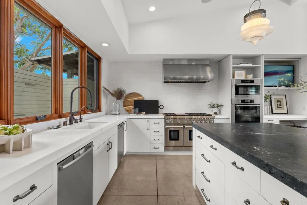 https://cdn.realtyfeed.com/cdn/127/306753079/3a60aa310675581c93b5c69a22f248ab.webp