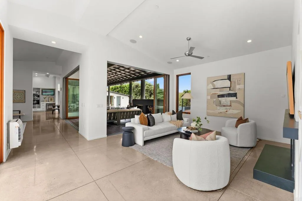 https://cdn.realtyfeed.com/cdn/127/306753079/438beb127cf1fc2298d0b8e407b6ac78.webp