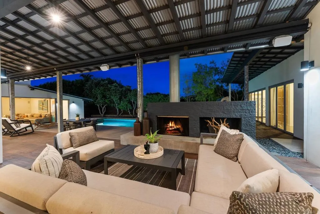 https://cdn.realtyfeed.com/cdn/127/306753079/5515ace15757cd060f4d84e4ea76c13c.webp