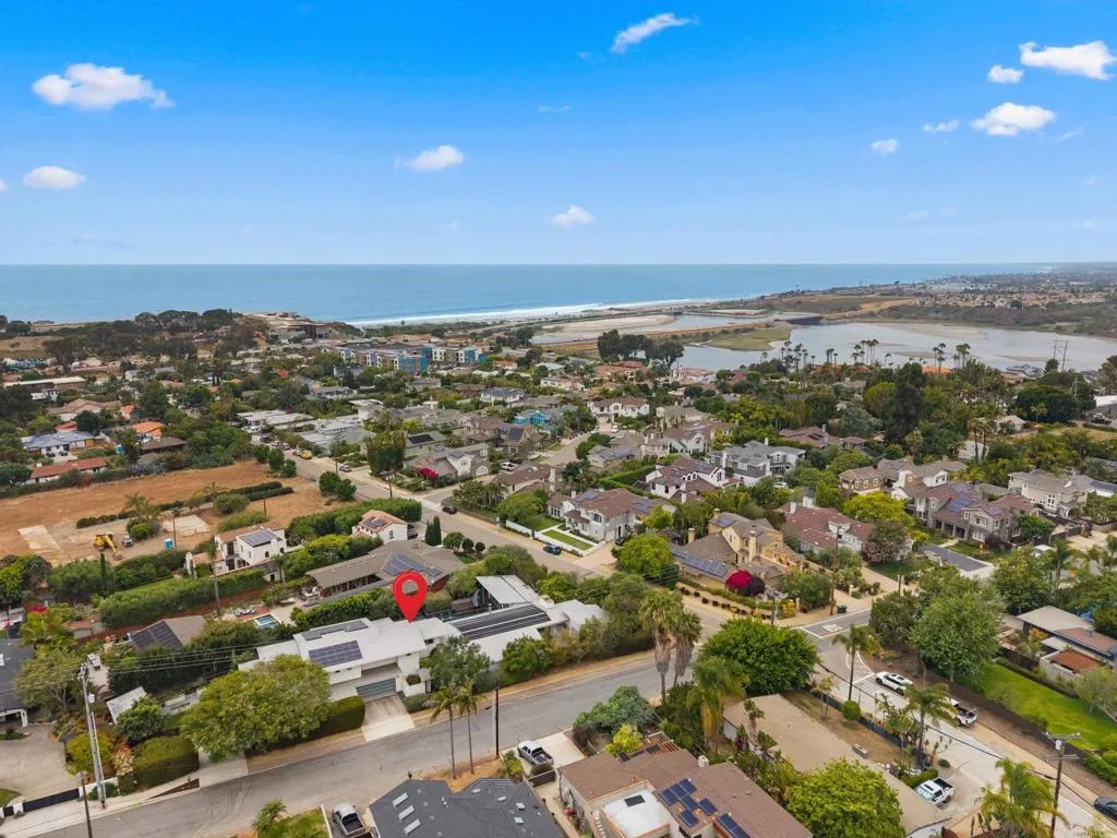 https://cdn.realtyfeed.com/cdn/127/306753079/d71deeeb1f2ba060d8b9c17ab8b4b4b1.webp