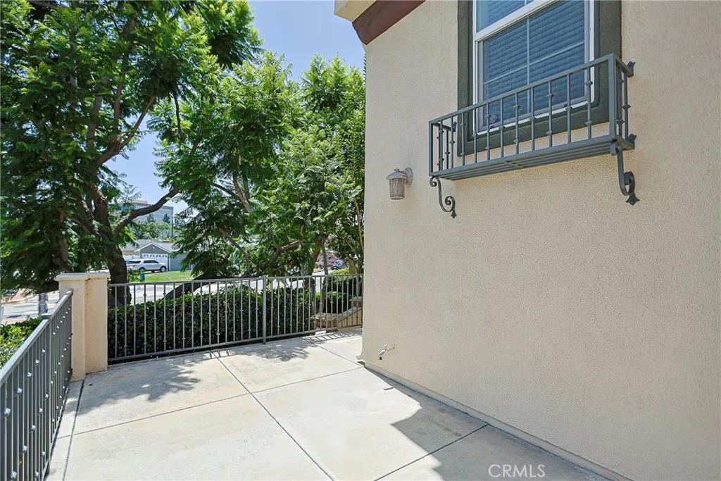233 Camphor, Orange, CA 92868 - Photo 5 of 19, Orange, CA
