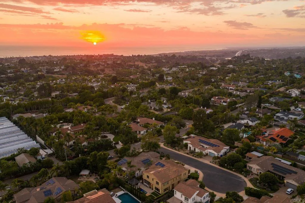 https://cdn.realtyfeed.com/cdn/127/306753211/649e745a815764e76a9259ebb9b523e7.webp