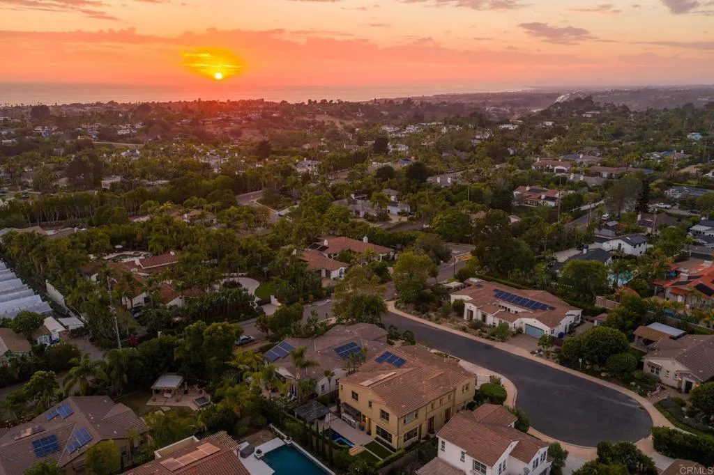 https://cdn.realtyfeed.com/cdn/127/306753211/6dae7fe5dc0147a063af9ede84500231.webp