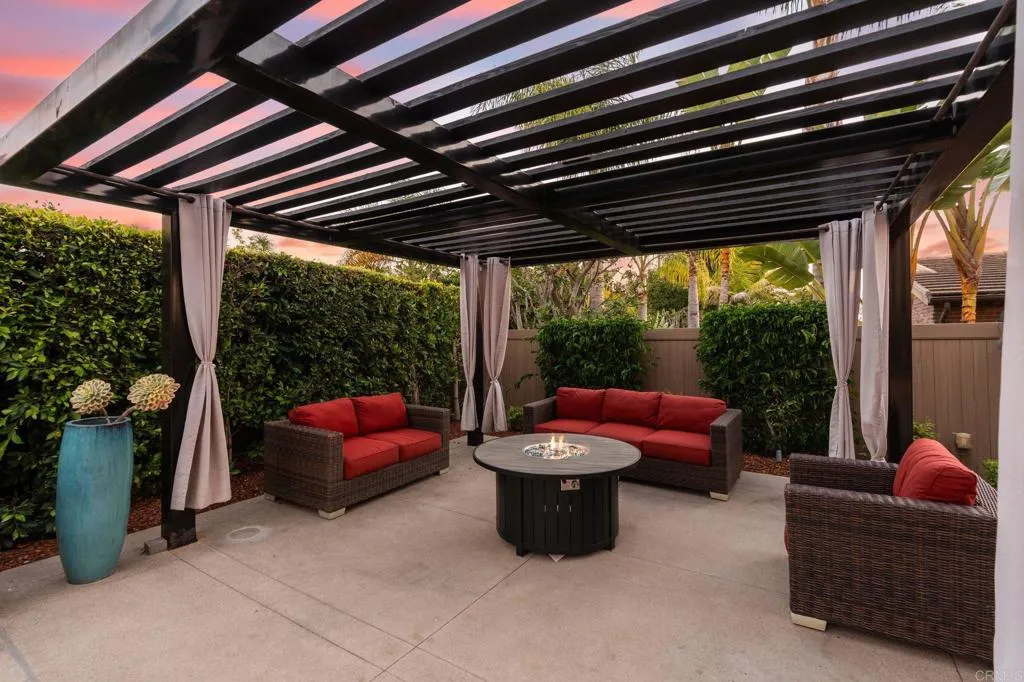 https://cdn.realtyfeed.com/cdn/127/306753211/7b9395bf8663ced2d0aa4ded65a5f896.webp