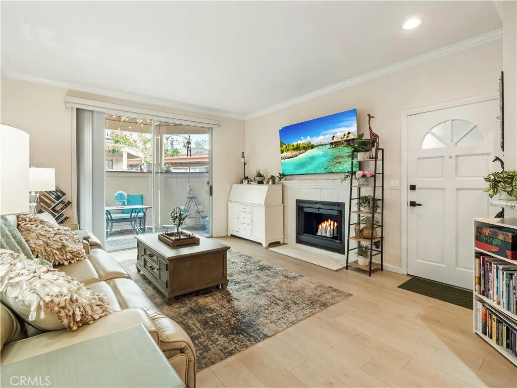 2396 Pleasant Way Unit I, Thousand Oaks, CA 91362 - Photo 3 of 20, Thousand Oaks, CA