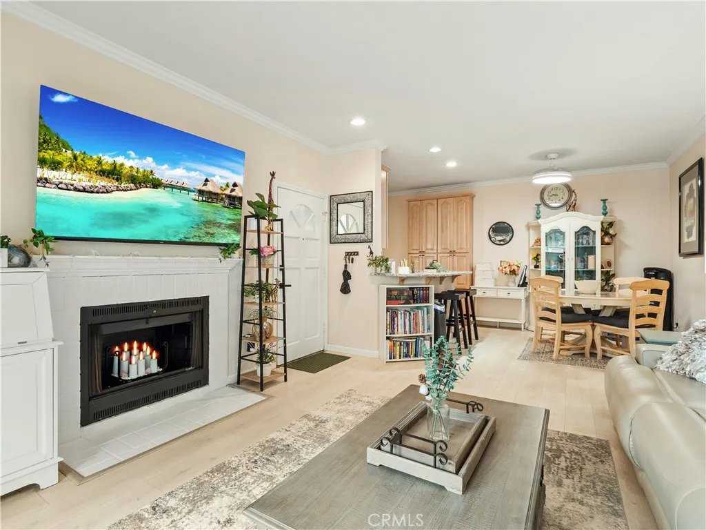 2396 Pleasant Way Unit I, Thousand Oaks, CA 91362 - Photo 2 of 20, Thousand Oaks, CA