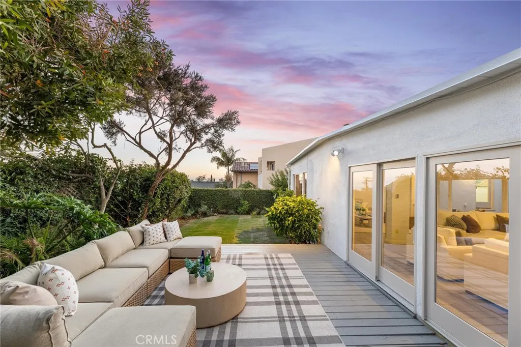 1136 8th Street, Hermosa Beach, CA 90254 - Main photo, Hermosa Beach, CA