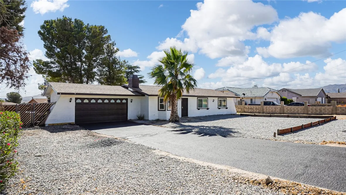 8205 Peach, Hesperia, CA 92345 - Main photo, Hesperia, CA