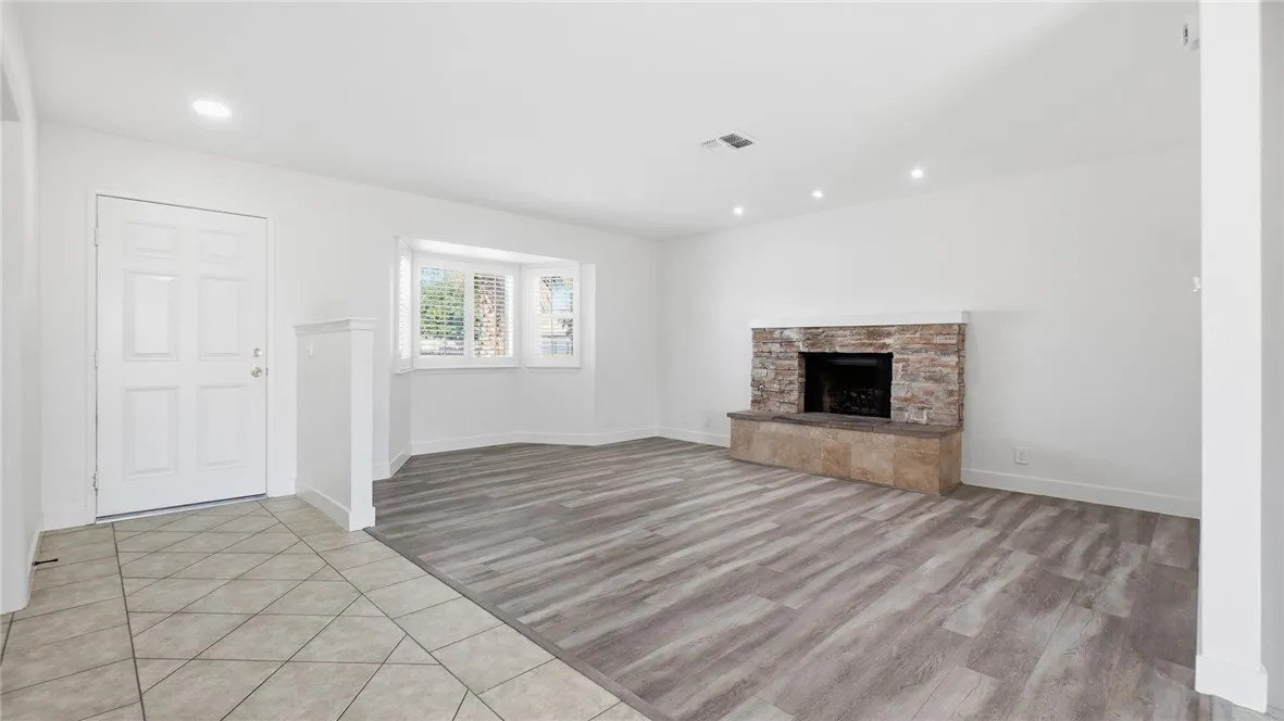8205 Peach, Hesperia, CA 92345 - Photo 5 of 23, Hesperia, CA