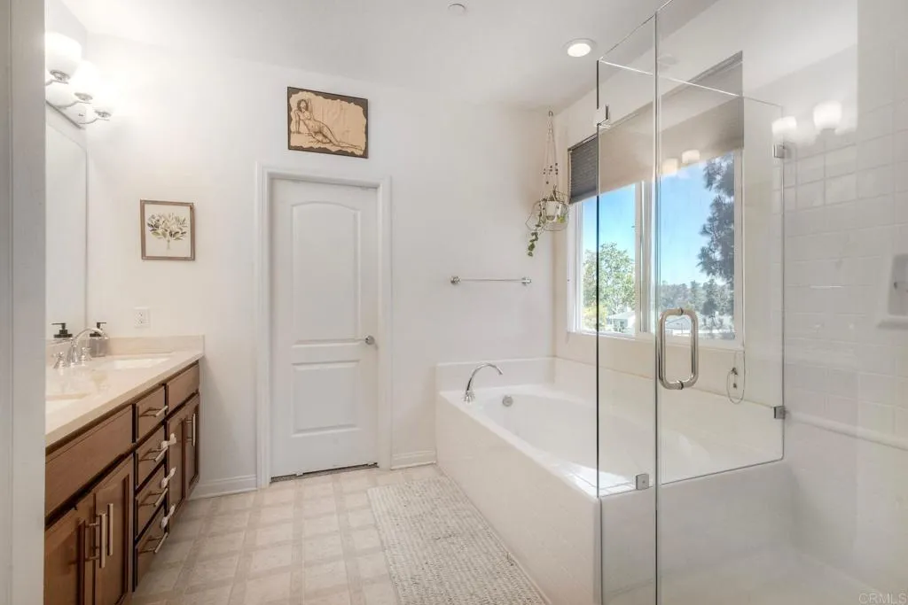 698 Topaz Court, Vista, CA 92083 - Photo 4 of 48, Vista, CA