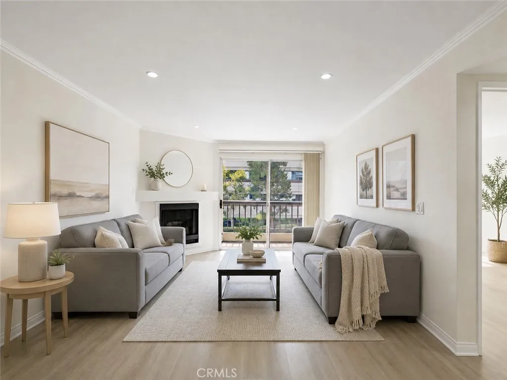 5510 Owensmouth Unit 212, Woodland Hills, CA 91367 - Photo 2 of 25, Woodland Hills, CA