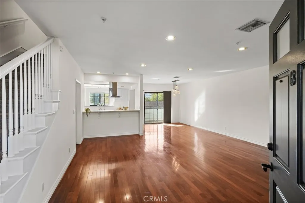 2615 Hermosa Avenue, Montrose, CA 91020 - Photo 2 of 31, Montrose, CA