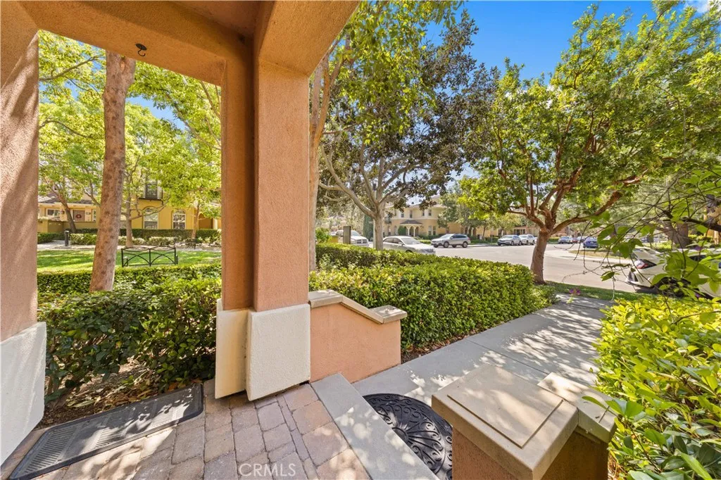 111 Chantilly, Irvine, CA 92620 - Photo 4 of 50, Irvine, CA