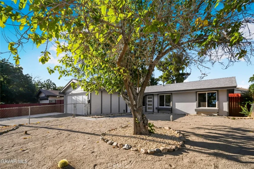 3716 W Avenue K10, Lancaster, CA 93536 - Main photo, Lancaster, CA