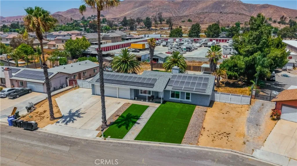 8469 Wild Pony, Jurupa Valley, CA 92509 - Photo 4 of 47, Jurupa Valley, CA