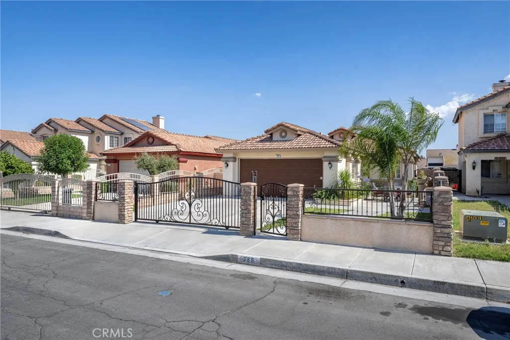 285 Flicker, Perris, CA 92571 - Photo 4 of 42, Perris, CA
