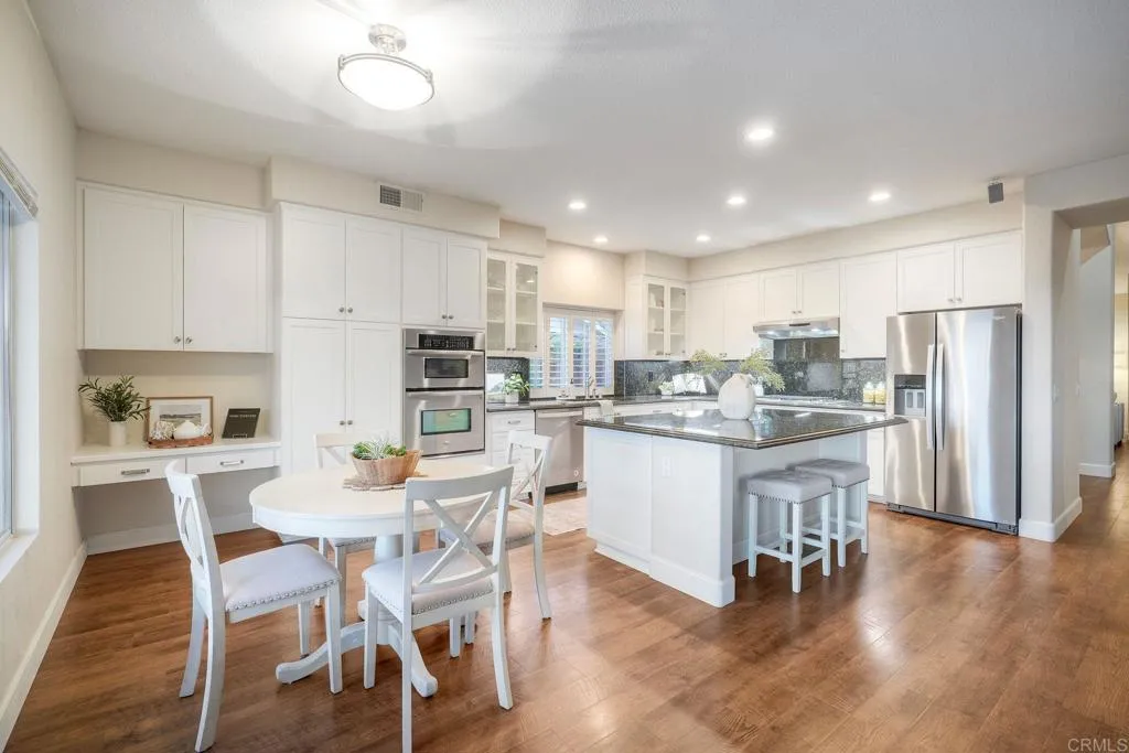 https://cdn.realtyfeed.com/cdn/127/306753281/f2e049ca0ed5a415f4cff7a9dfc62a56.webp