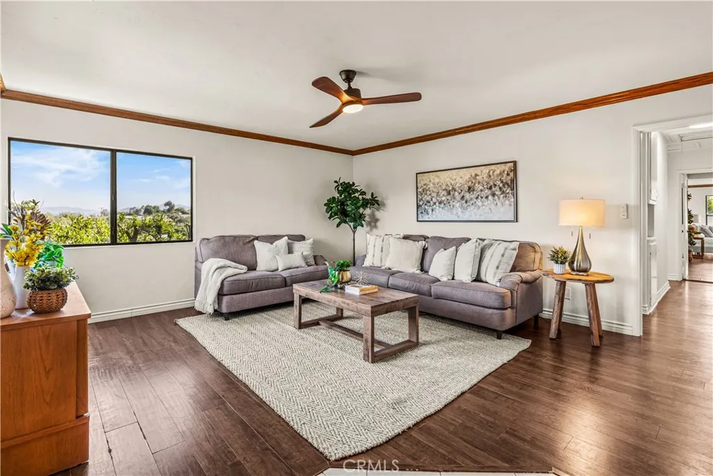 https://cdn.realtyfeed.com/cdn/127/306753302/b7f4d0aba2b657dcb626eacfb756918a.webp