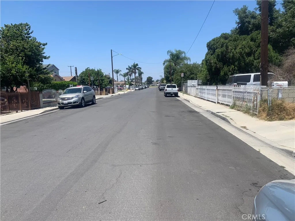 22426 Devlin, Hawaiian Gardens, CA 90716 - Photo 3 of 7, Hawaiian Gardens, CA