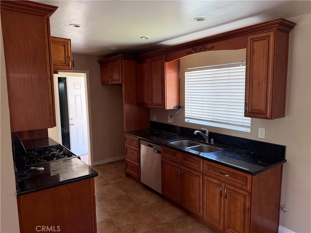 750 Chesham, La Habra, CA 90631 - Photo 3 of 11, La Habra, CA