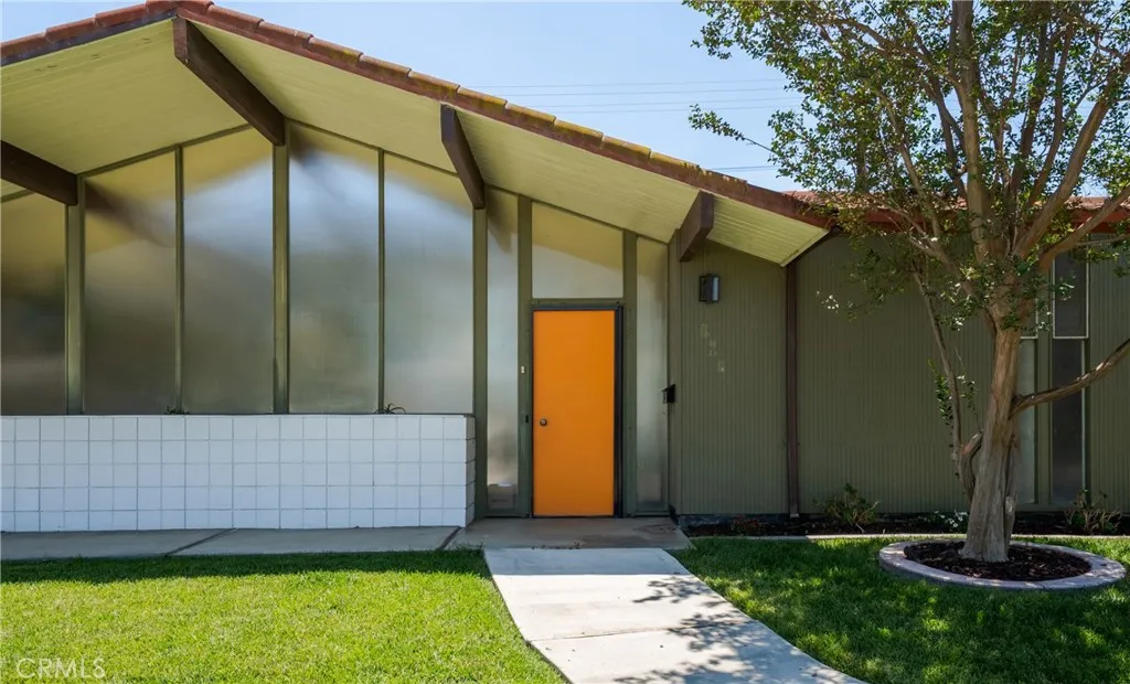 626 E Palmdale, Orange, CA 92865 - Photo 3 of 29, Orange, CA