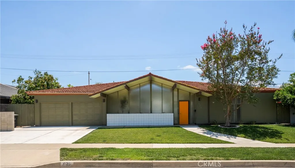 626 E Palmdale, Orange, CA 92865 - Main photo, Orange, CA